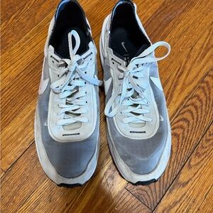 Nike Men's Gray and White Sneakers